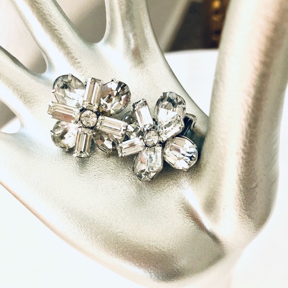 Vintage Deco Rhinestone Crystal Clear Earrings - Picture 13 of 13